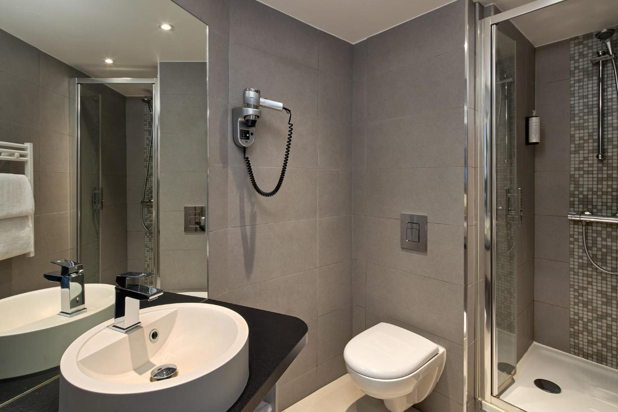 Hotel Timhotel Odessa Montparnasse Parigi