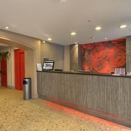 Hotel Timhotel Odessa Montparnasse Paris